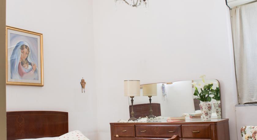 La Casa Di Via Narbone Hotel Палермо Стая снимка